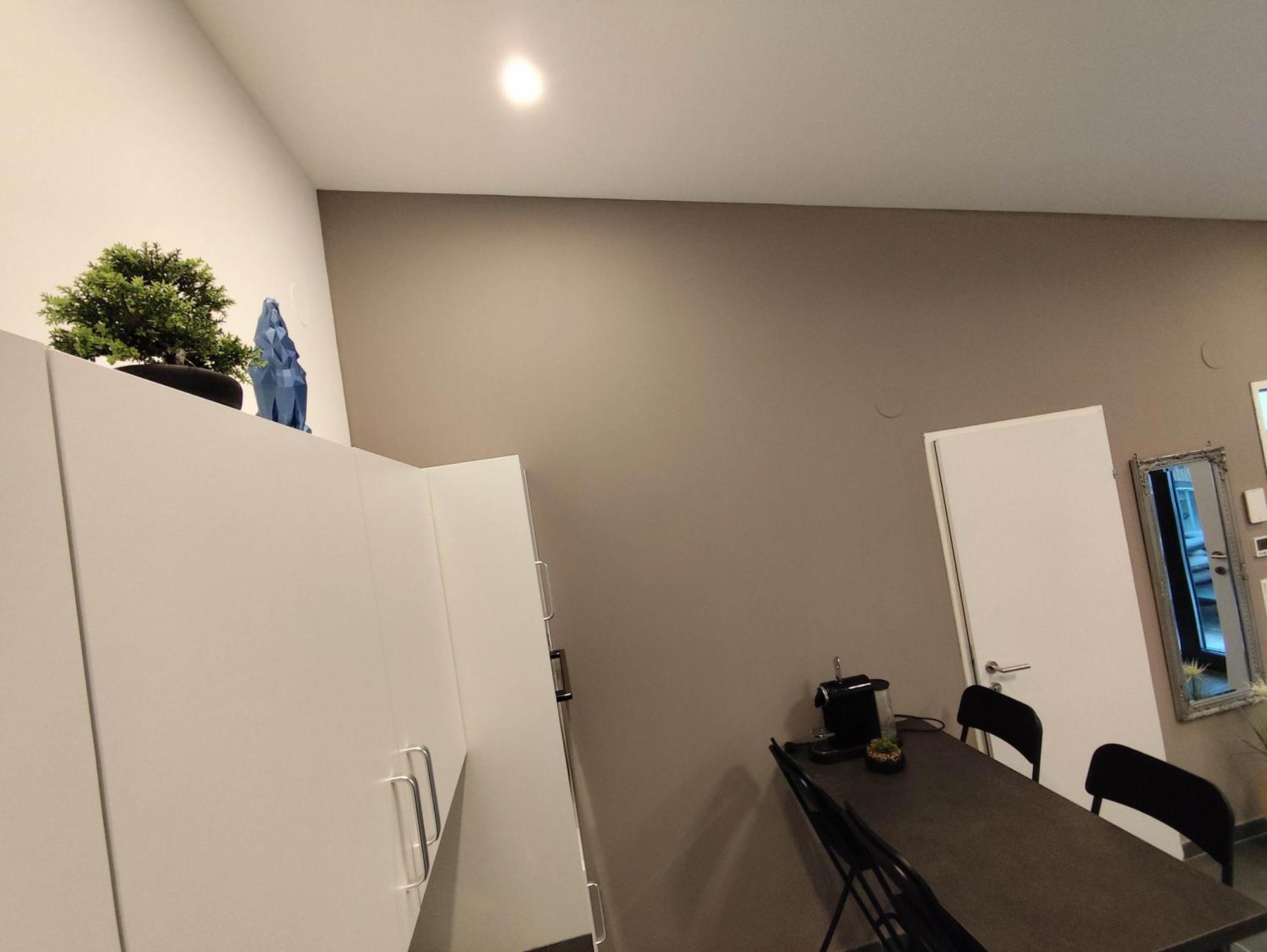 Cozy In Location With Free Parking Apartment