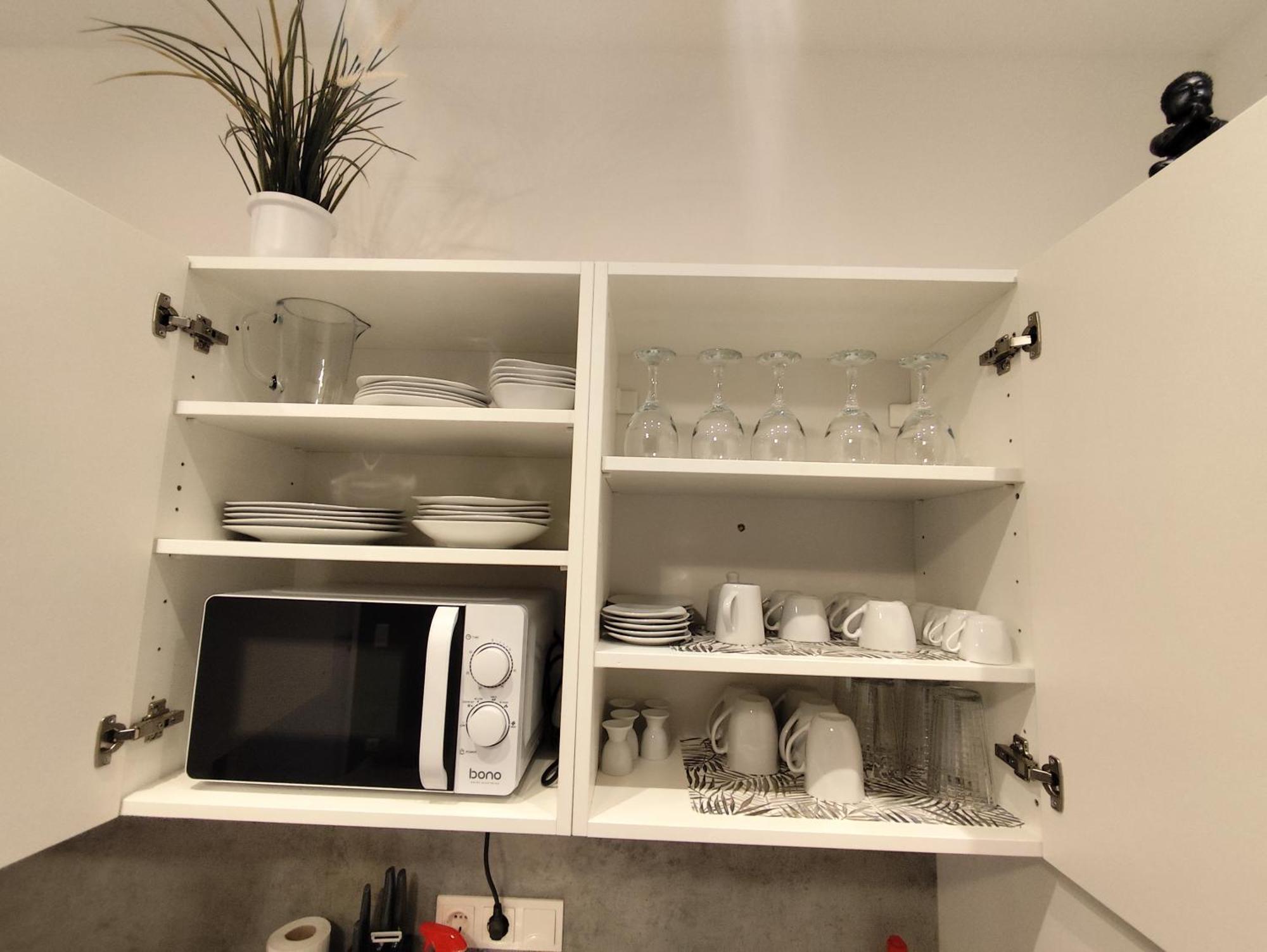 Cozy In Location With Free Parking Apartment