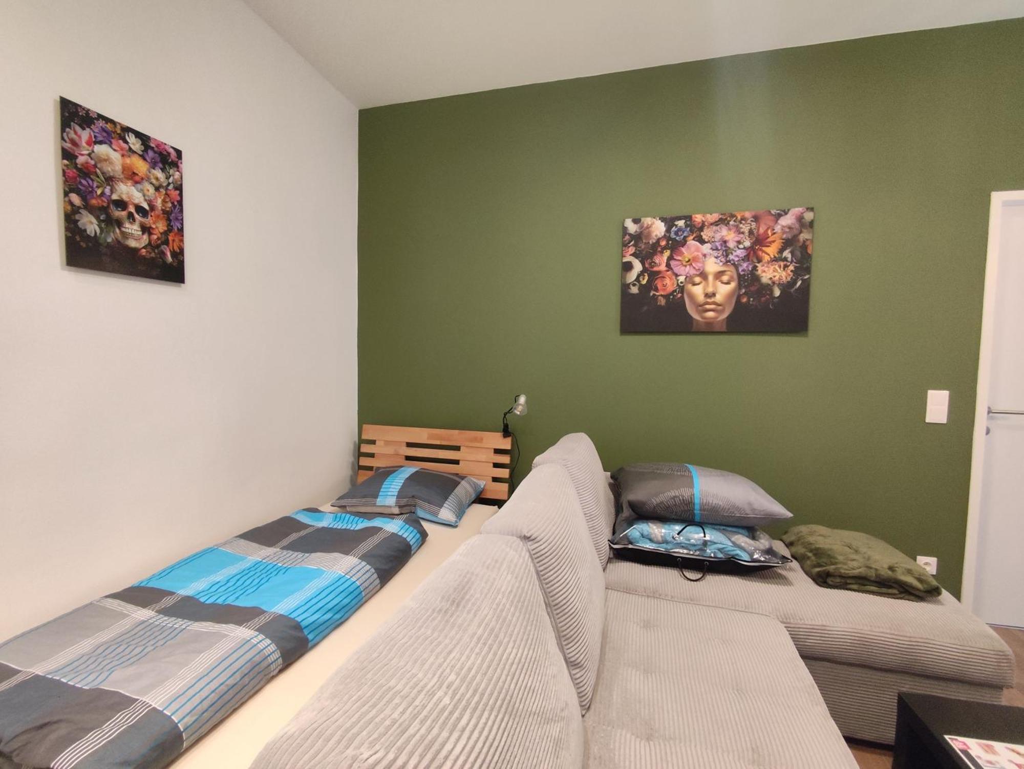 Cozy In Location With Free Parking Apartment Vienna
