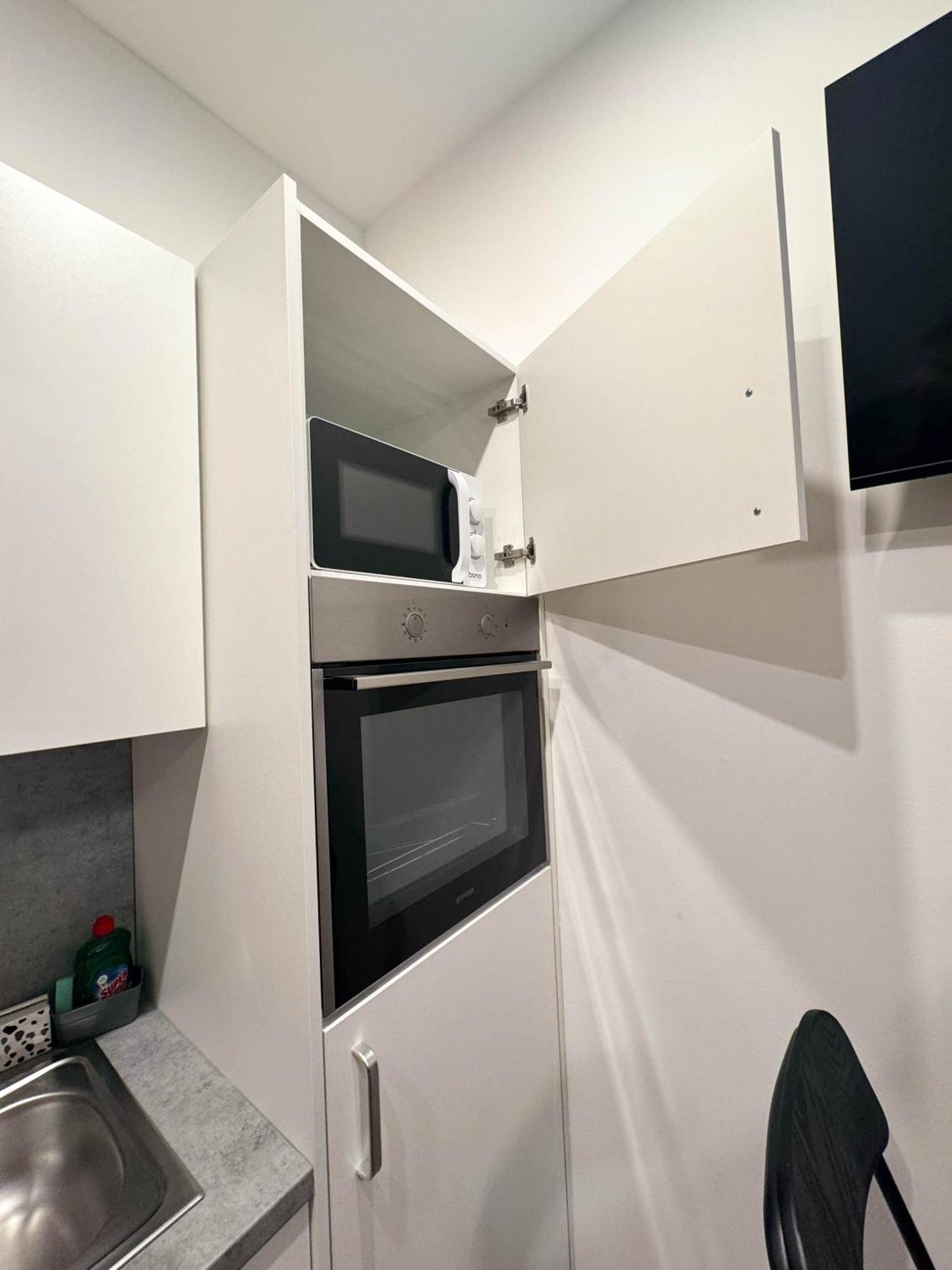 Cozy In Location With Free Parking Vienna